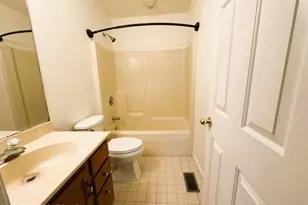 124 Eaglesmere Cir, East Stroudsburg, PA 18301 - Photo 16