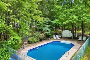 271 N Shore Dr, Albrightsville, PA 18210 - Photo 4