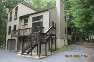 207 Somerset Dr, East Stroudsburg, PA 18301 - Photo 4