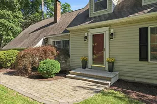 875 Greenview Dr, Stroudsburg, PA 18360 - Photo 6