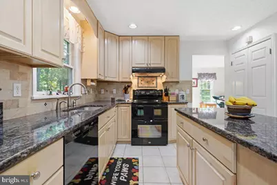 875 Greenview Drive, Stroudsburg, PA 18360 - Photo 24