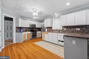 1124 Cambell Way, Tobyhanna, PA 18466 - Photo 12