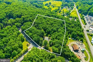 40 Brushy Mountain Rd, East Stroudsburg, PA 18301 - Photo 2