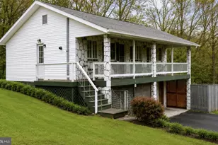 272 Neyhart Rd, Stroudsburg, PA 18360 - Photo 1