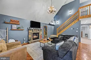 5376 Conoquenissing Dr, Pocono Lake, PA 18347 - Photo 14