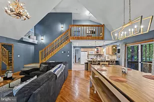 5376 Conoquenissing Dr, Pocono Lake, PA 18347 - Photo 18
