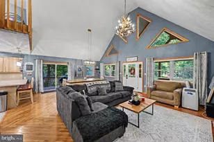 5376 Conoquenissing Dr, Pocono Lake, PA 18347 - Photo 10