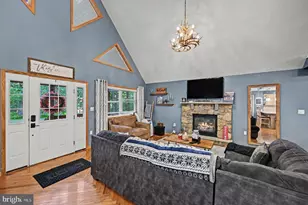 5376 Conoquenissing Dr, Pocono Lake, PA 18347 - Photo 12
