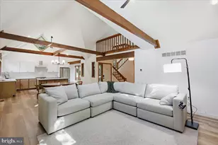 2208 Hillcrest Dr, Pocono Pines, PA 18350 - Photo 12