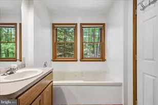 460 Spruce Dr, Tannersville, PA 18372 - Photo 50