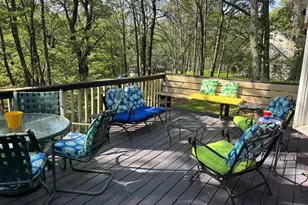 1281 N Rocky Mountain Dr, Effort, PA 18330 - Photo 2
