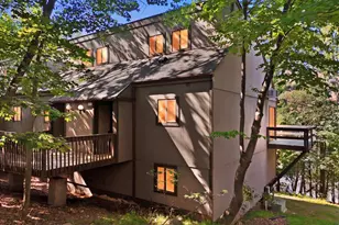 126 Cross Country Ln, Tannersville, PA 18372 - Photo 2