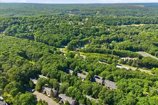 126 Cross Country Ln, Tannersville, PA 18372 - Photo 50