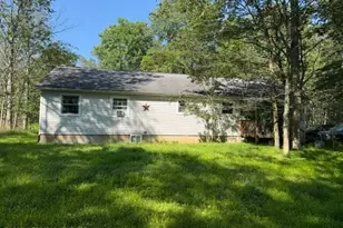 141 High Country Dr, Blakeslee, PA 18610 - Photo 1