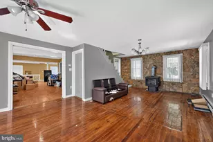 2882 Locust Ridge Rd, Pocono Lake, PA 18347 - Photo 16