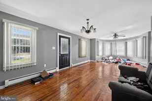 2882 Locust Ridge Rd, Pocono Lake, PA 18347 - Photo 18