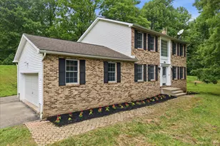 112 Red Cherry Ln, Stroudsburg, PA 18360 - Photo 4