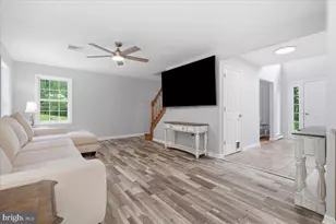 112 Red Cherry Ln, Stroudsburg, PA 18360 - Photo 12