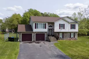 449 Clearview Dr, Long Pond, PA 18334 - Photo 20