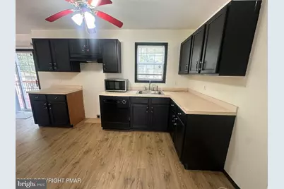9325 Fairmount Way, Tobyhanna, PA 18466 - Photo 16