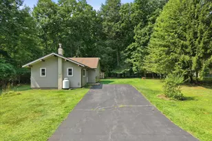 118 Wild Cherry Rd, East Stroudsburg, PA 18301 - Photo 32