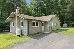 118 Wild Cherry Rd, East Stroudsburg, PA 18301 - Photo 1