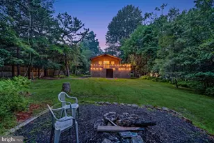 389 Clearview Dr, Long Pond, PA 18334 - Photo 6
