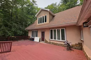 234 Chinook Cir, Pocono Lake, PA 18347 - Photo 14