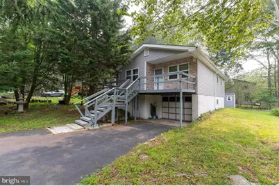 9340 Fairmount Way, Tobyhanna, PA 18466 - Photo 2