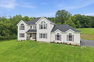 387 Blue Ridge Rd, Saylorsburg, PA 18353 - Photo 2