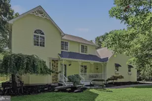 161 Acorn Ln, Stroudsburg, PA 18360 - Photo 1