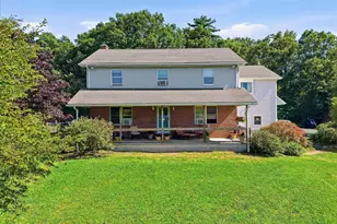 163 Mulberry Ln, Stroudsburg, PA 18360 - Photo 1