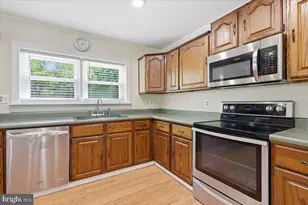4641 Buck Valley Cir, East Stroudsburg, PA 18301 - Photo 10