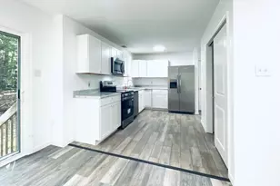 1226 Country Pl Dr, Tobyhanna, PA 18466 - Photo 10