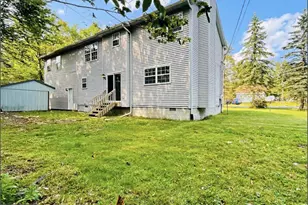 1226 Country Pl Dr, Tobyhanna, PA 18466 - Photo 2