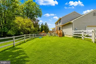 4006 Crest View Dr, Stroudsburg, PA 18360 - Photo 36