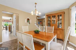 4006 Crest View Dr, Stroudsburg, PA 18360 - Photo 16