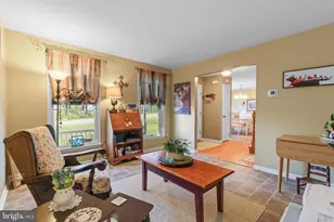 4006 Crest View Dr, Stroudsburg, PA 18360 - Photo 20