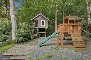 360 Babbling Brook Rd, Scotrun, PA 18355 - Photo 38