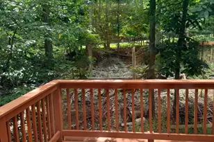 362 Somerset Dr, East Stroudsburg, PA 18301 - Photo 4