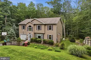 110 Aaron Dr, Pocono Lake, PA 18347 - Photo 2
