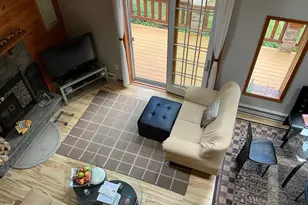 360 Arapaho Dr, Pocono Lake, PA 18347 - Photo 10