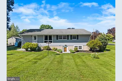 200 Huston Avenue, Stroudsburg, PA 18360 - Photo 1