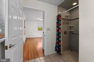200 Huston Ave, Stroudsburg, PA 18360 - Photo 24