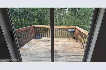 889 Country Place Drive, Tobyhanna, PA 18466 - Photo 20