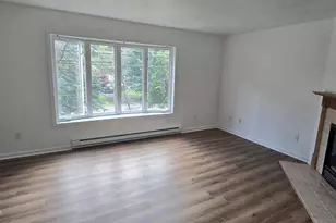 889 Country Pl Dr, Tobyhanna, PA 18466 - Photo 22