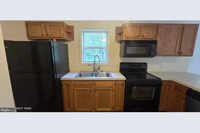889 Country Place Drive, Tobyhanna, PA 18466 - Photo 14