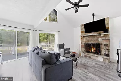 3537 Peak Drive, Tobyhanna, PA 18466 - Photo 4