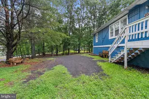 2037 Forest Lake Dr, East Stroudsburg, PA 18302 - Photo 4