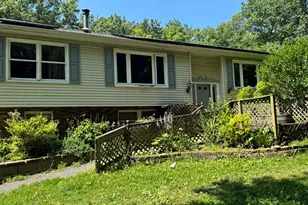 629 Carney Rd, Palmerton, PA 18071 - Photo 2